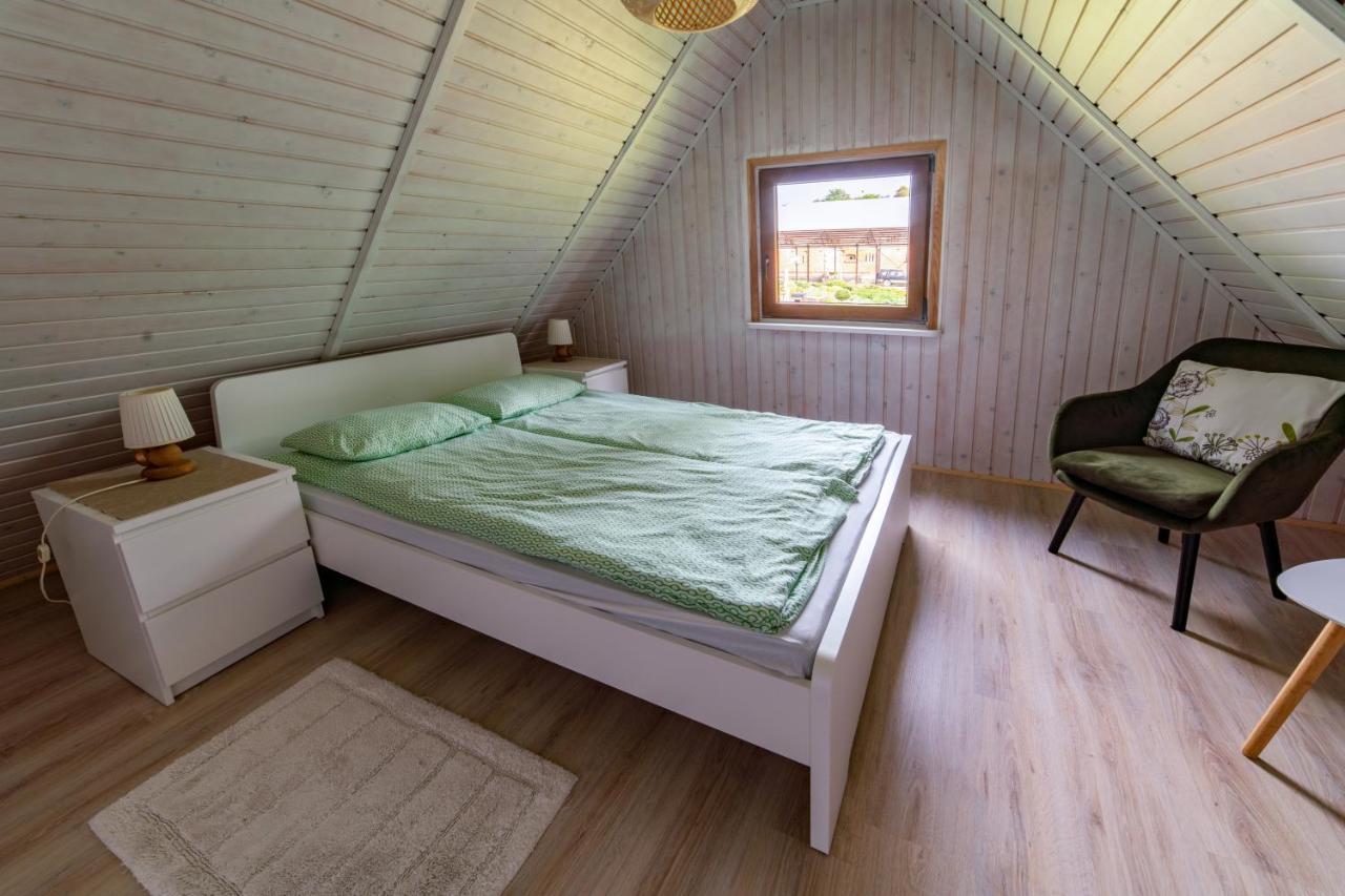 Pod Dębami Domki ,Pokoje,Nauka jazdy konnej Sarbsk obok Łeby Zewnętrze zdjęcie